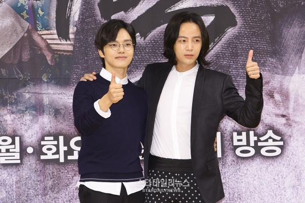 [S영상] 장근석 여진구, '대박의 두 남자' (대박 제작발표회) :: 스타데일리뉴스