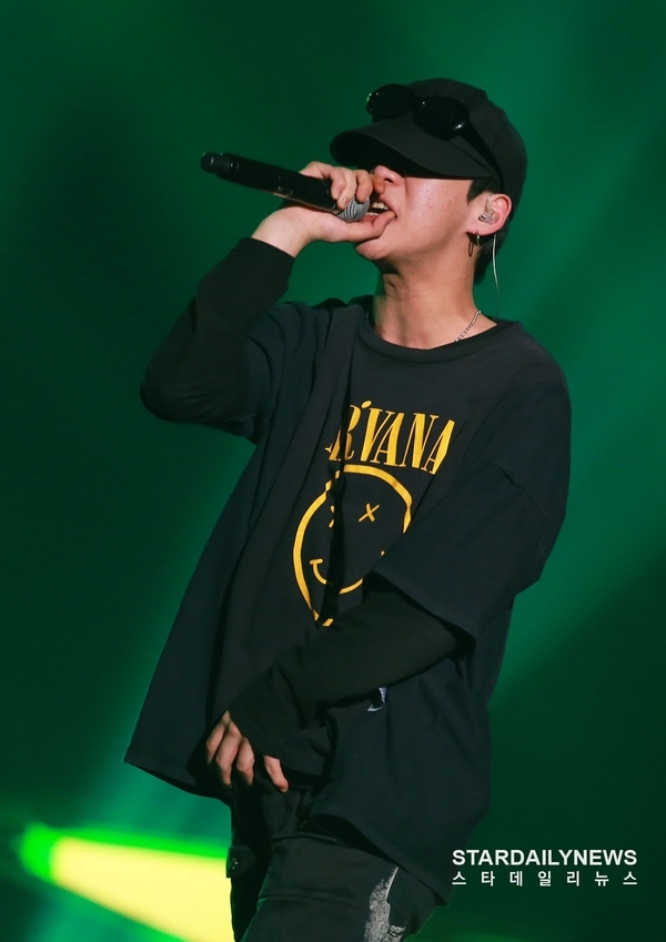 [S포토] 영비, '파워랩핑 하는 영비' (지니뮤직 페스티벌 2019) - 스타데일리뉴스