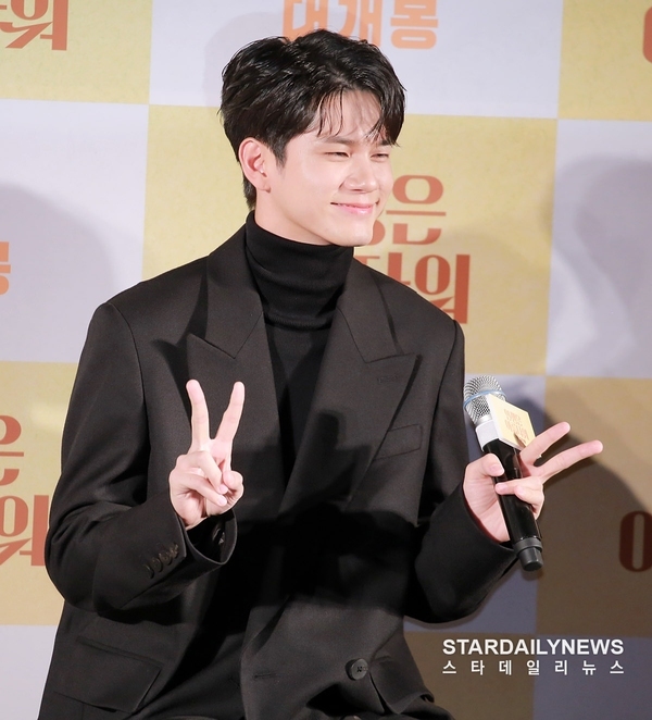 [S포토] 옹성우, '안녕하옹' (인생은 아름다워) - 스타데일리뉴스
