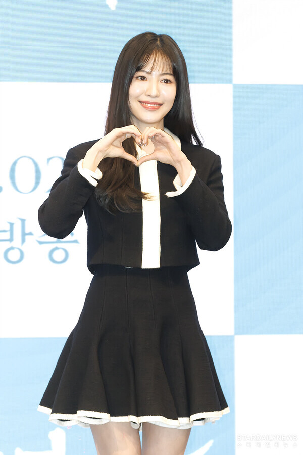 [S포토] 지우, '사랑스러워~' (환상연가) :: 스타데일리뉴스