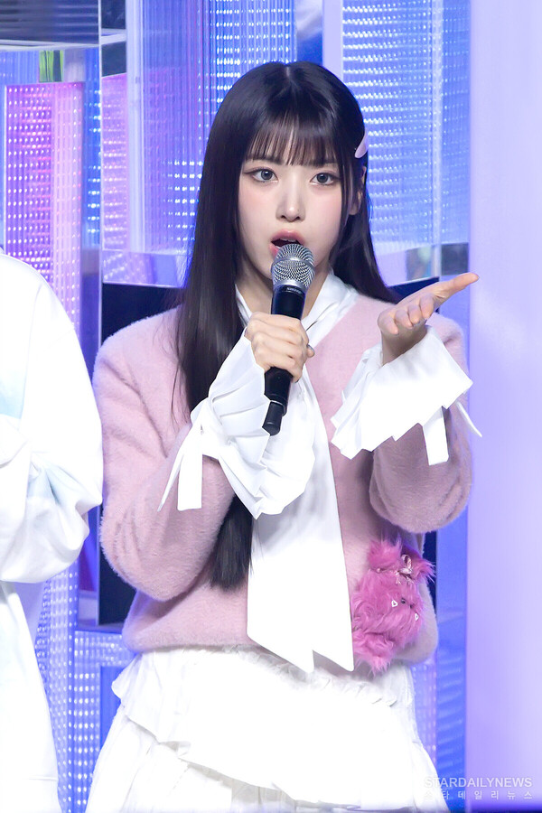 [S포토] 엔믹스 지우, '예쁨 가득~' (502회 쇼챔피언) - 스타데일리뉴스