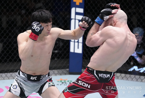 [UFC] ‘코리안 슈퍼보이’ 최두호, UFC 310서 랜드웨어와 격돌…”인상적 승리 후 랭킹 노린다” - 스타데일리뉴스