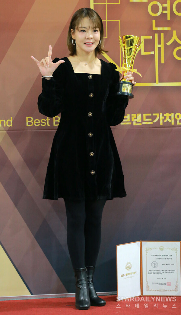 [S포토] 사오리, '최강의 골게터' (대한민국 한류연예대상) - 스타데일리뉴스