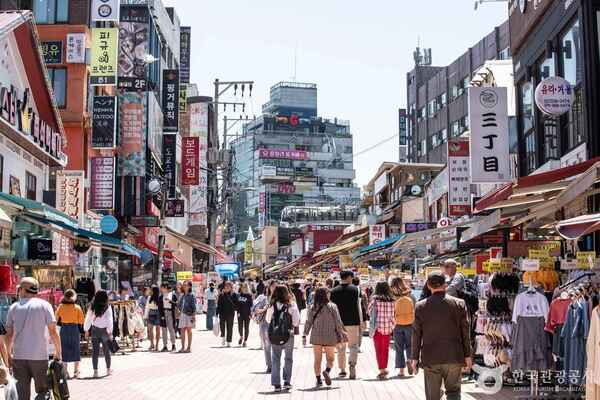 圖片來源:서울 홍대, ⓒ한국관광공사 포토코리아-이범수