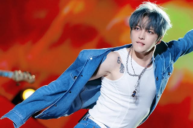 디시트렌드 솔로 남자가수 18관왕 김재중, 새 앨범과 함께 완벽한 귀환 - 스타데일리뉴스