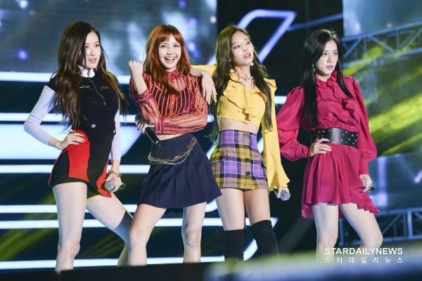 블랙핑크 데뷔 10주년 완전체 참석 확정 로제 불참