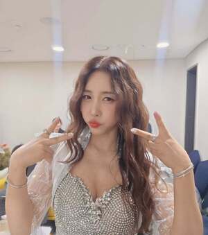 숙행 효 콘서트 무대 출격 <b>디시트렌드</b> 팬 <b>투표 순위</b>도 급상승