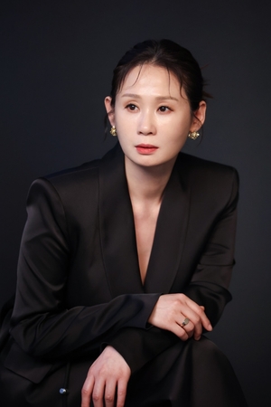 김선영, 새 드라마 '첫, 사랑을 위하여' 합류...염정아와 절친 <b>케미</b> '예...