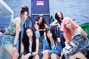 아이브, 日 <b>오리콘</b>·빌보드 재팬·<b>타워레코드 석권</b>… '비 올라잇'으로 자...