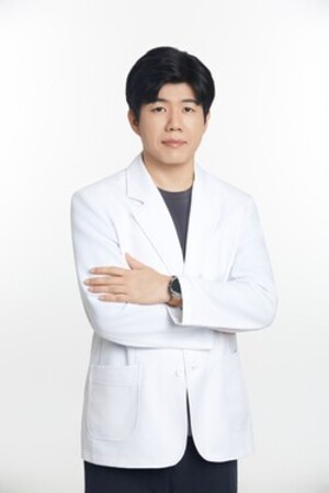 유에이치셀의원 서초점, 소프웨이브 도입