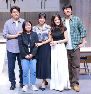 [S포토] 이종혁-표상아 연출-유선-이윤지-이천희, '사이좋은 사람들'