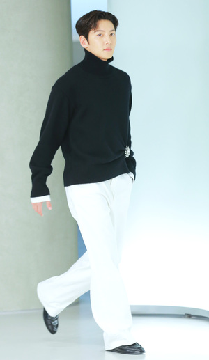 [S포토] 지창욱, '눈빛으로 찔렀어'