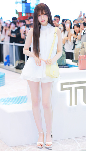 [S포토] 아이브 리즈, '여신 강림'