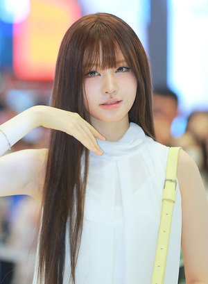 [S포토] 아이브 리즈, '타라란'