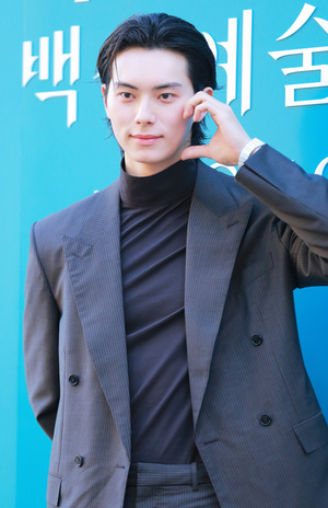 [S포토] 이채민, '채민하트'