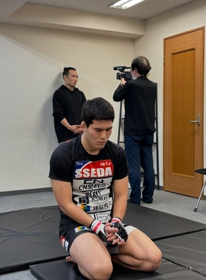 [UFC] 얼리스탑 논란 속 남은 희망… 이이삭, 패배보다 값진 데뷔전