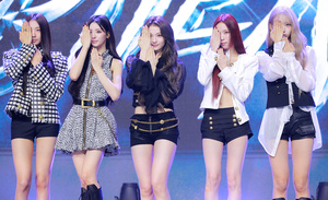 [S포토] 미야오, '<b>띠로리</b>~'