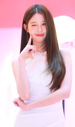 [S포토] 아이브 장원영, '또 윙꾸'
