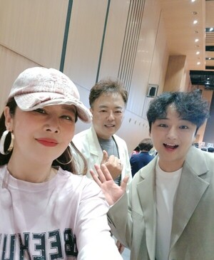 가수 정세진, 명성교회 체육대회서 신곡 ‘팡팡팡’ 무대 선보여