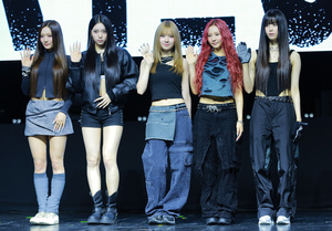 [S포토] <b>키비츠</b>, '오늘(30일) <b>정식 데뷔</b>'