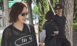 '나 혼자 산다' <b>류혜영 고경표</b>, '<b>삼순이 계단</b>'서 펼쳐진 16년 차 절친의...