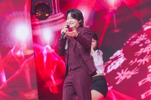 "떨린다더니 할 거 다 하네"…<b>민해경</b>도 감탄한 <b>김용빈</b>의 '보고 싶은 얼굴...